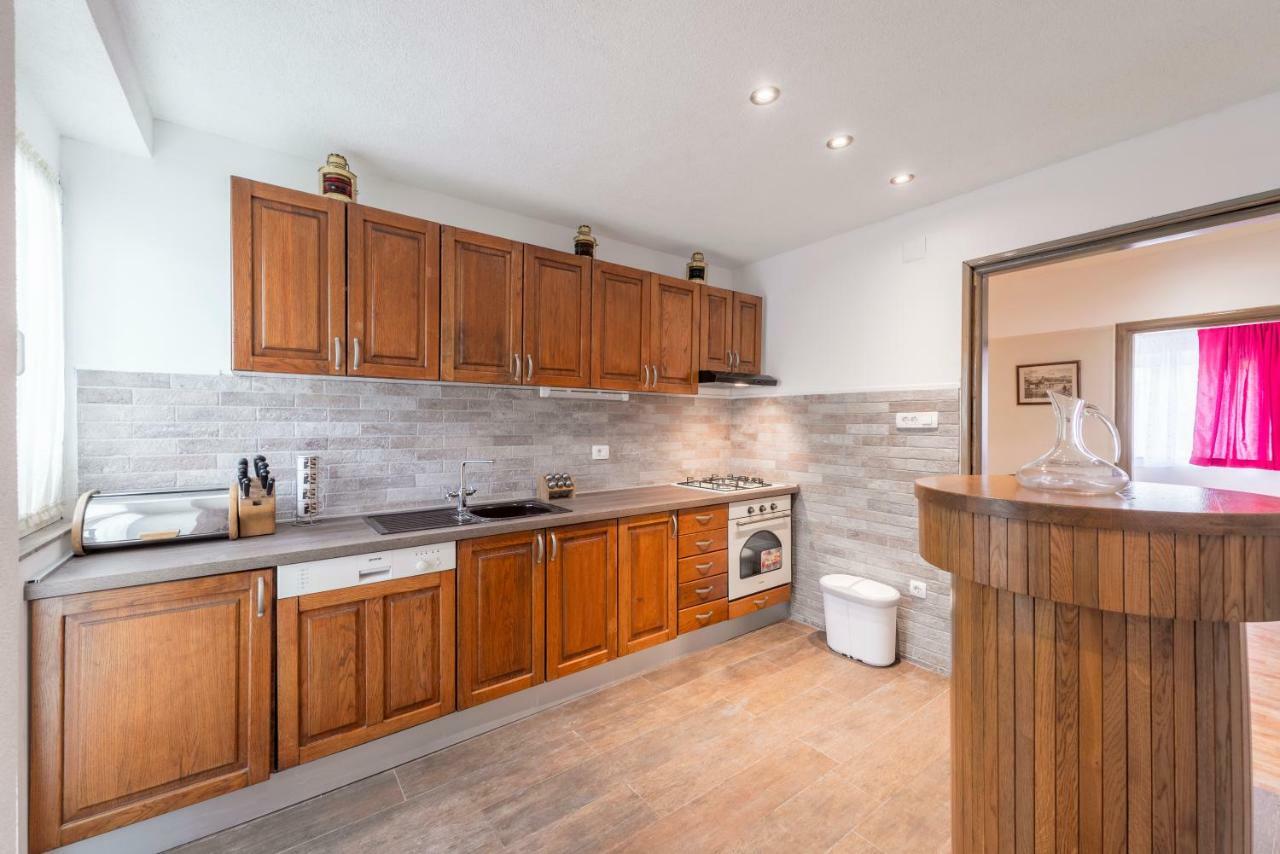 Antonia Apartment *