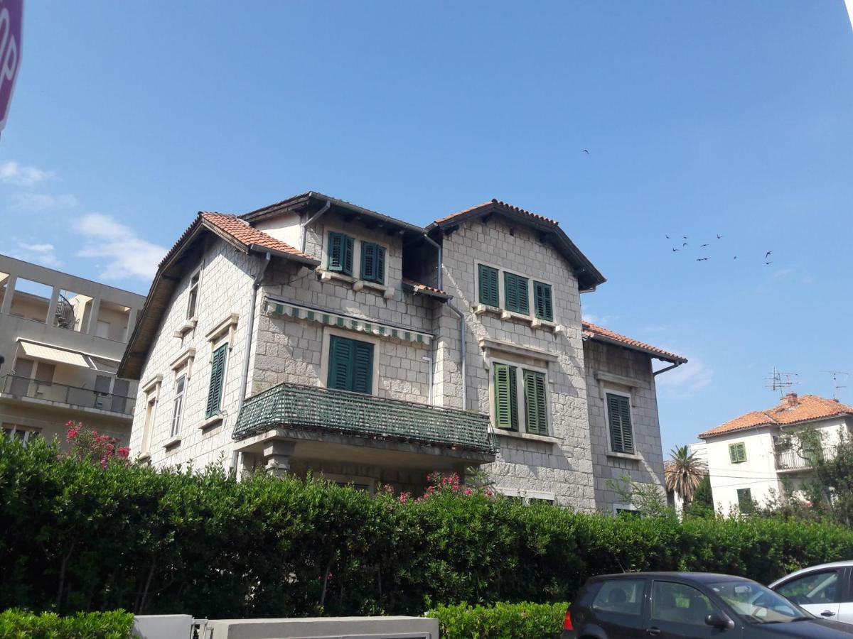 Dzapo Apartment Split