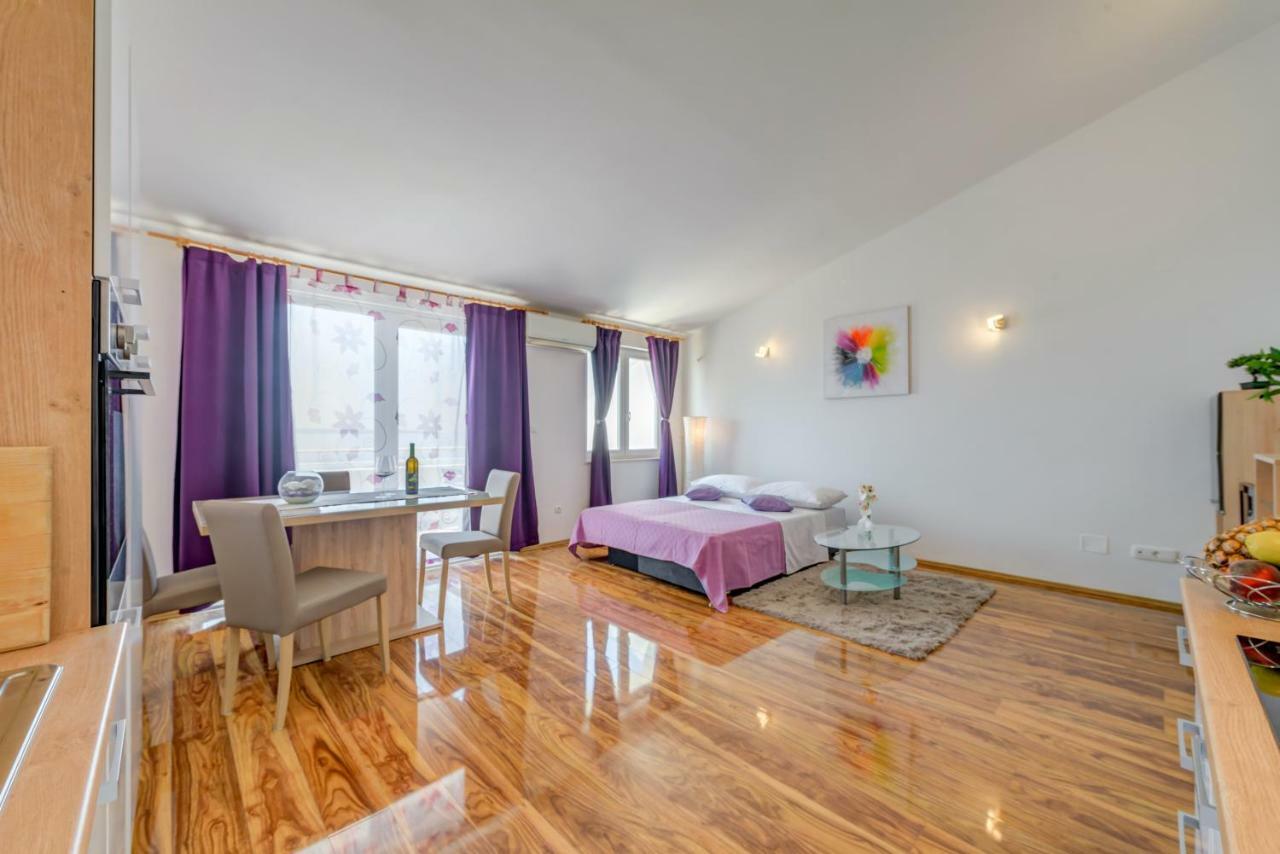 Ana Apartment *