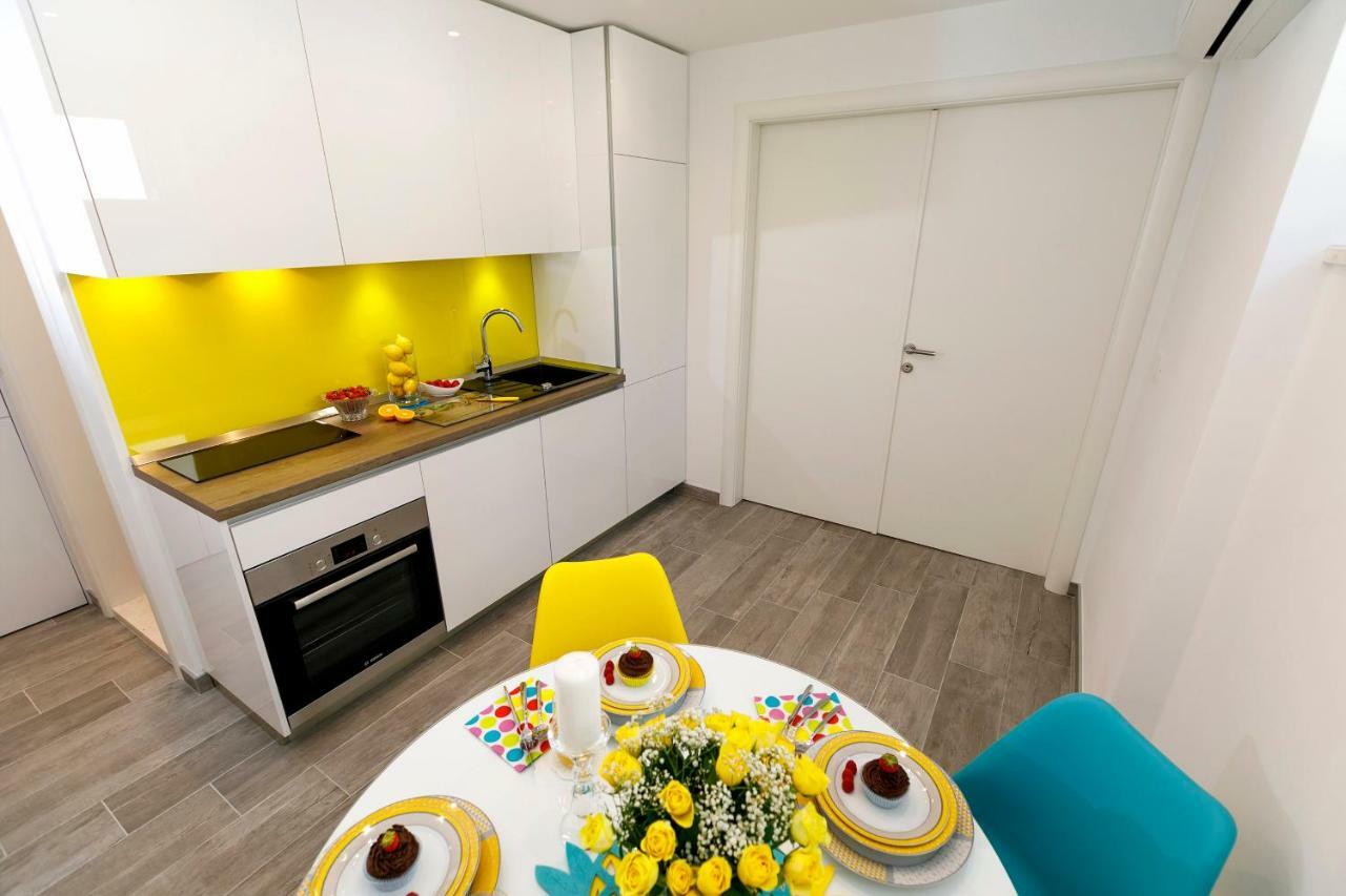 Rose Apartment