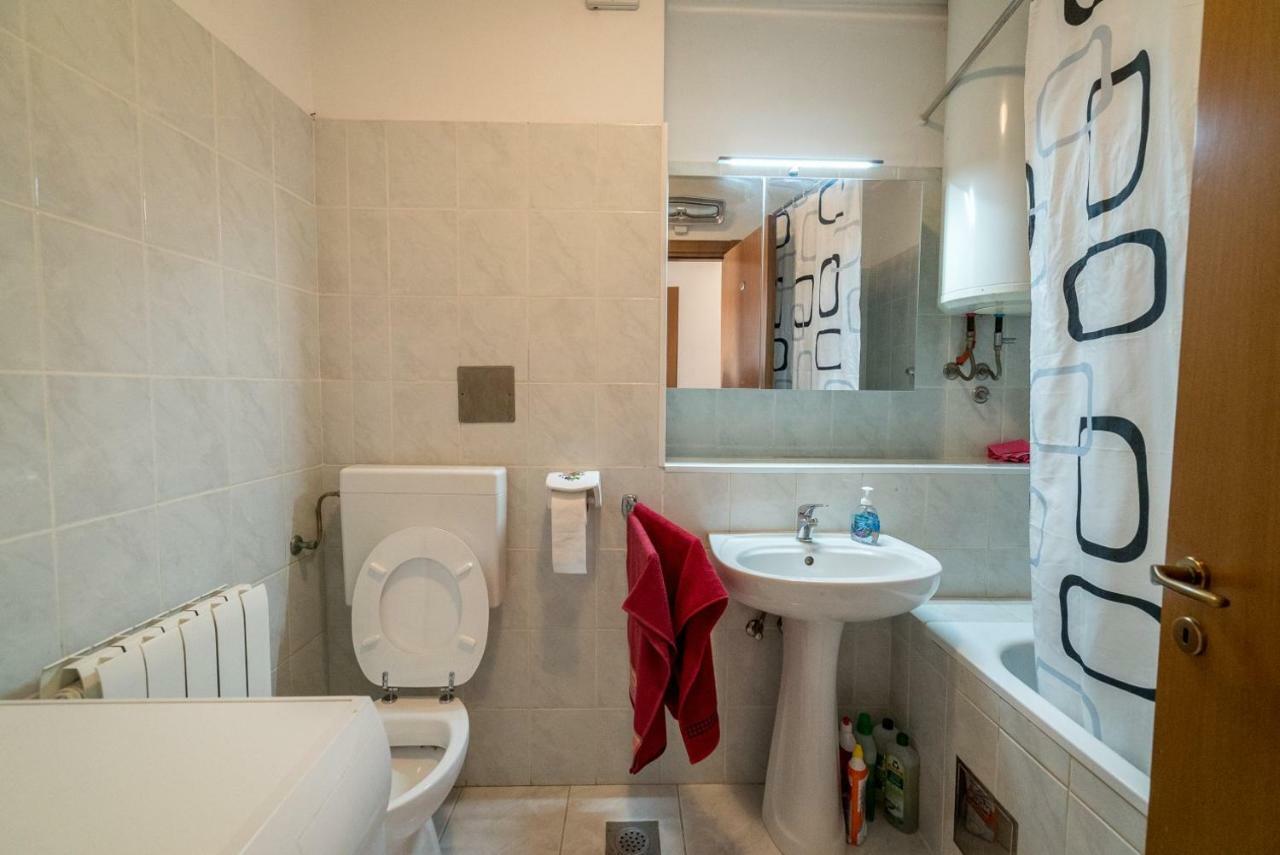 Apartment Split2