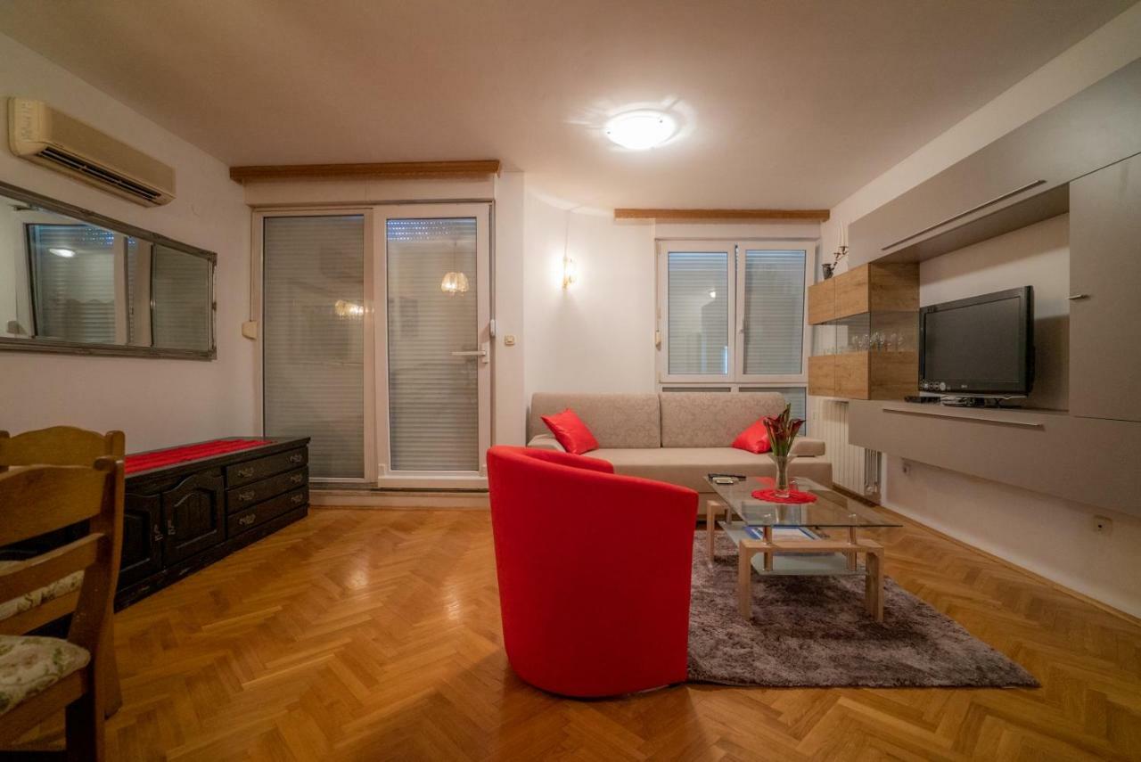 Apartment Split2 *