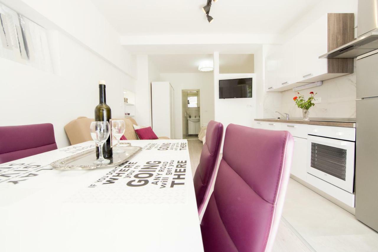 Neyra 2 Apartment Split