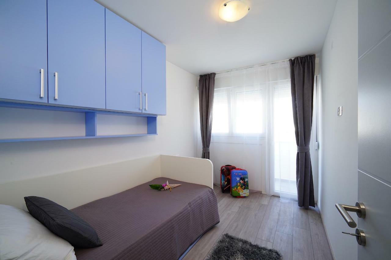 Apartman In *