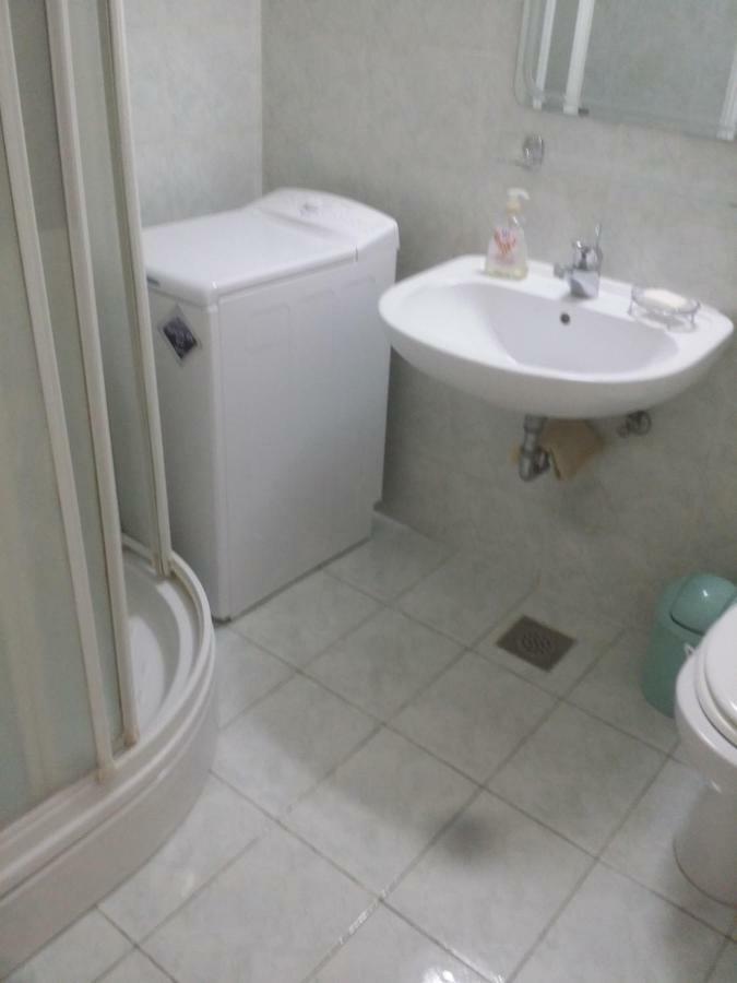 Park Apartment *