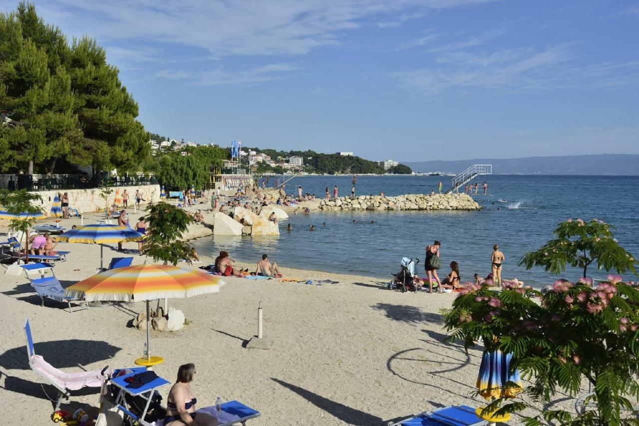 Charming Near The Beach Apartment Split