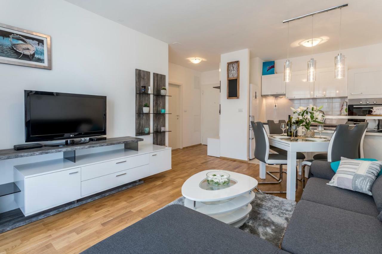 Apartment Luka Split