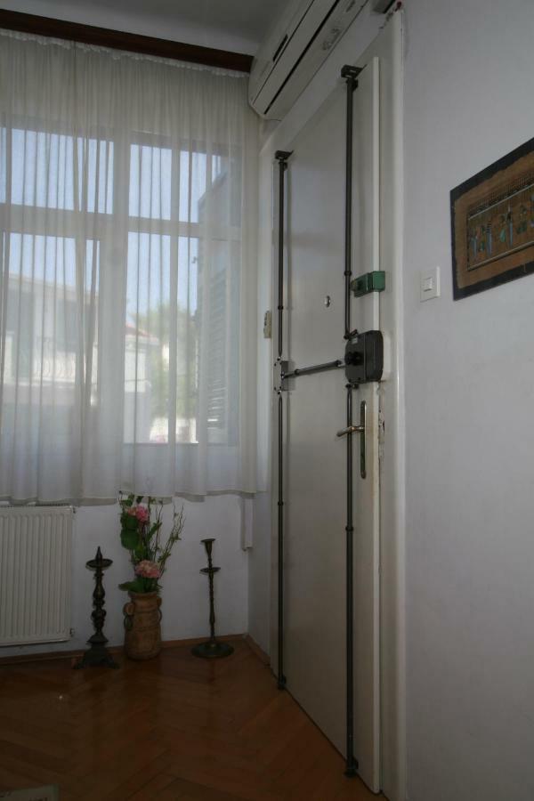 Apartment Spacious In The Center