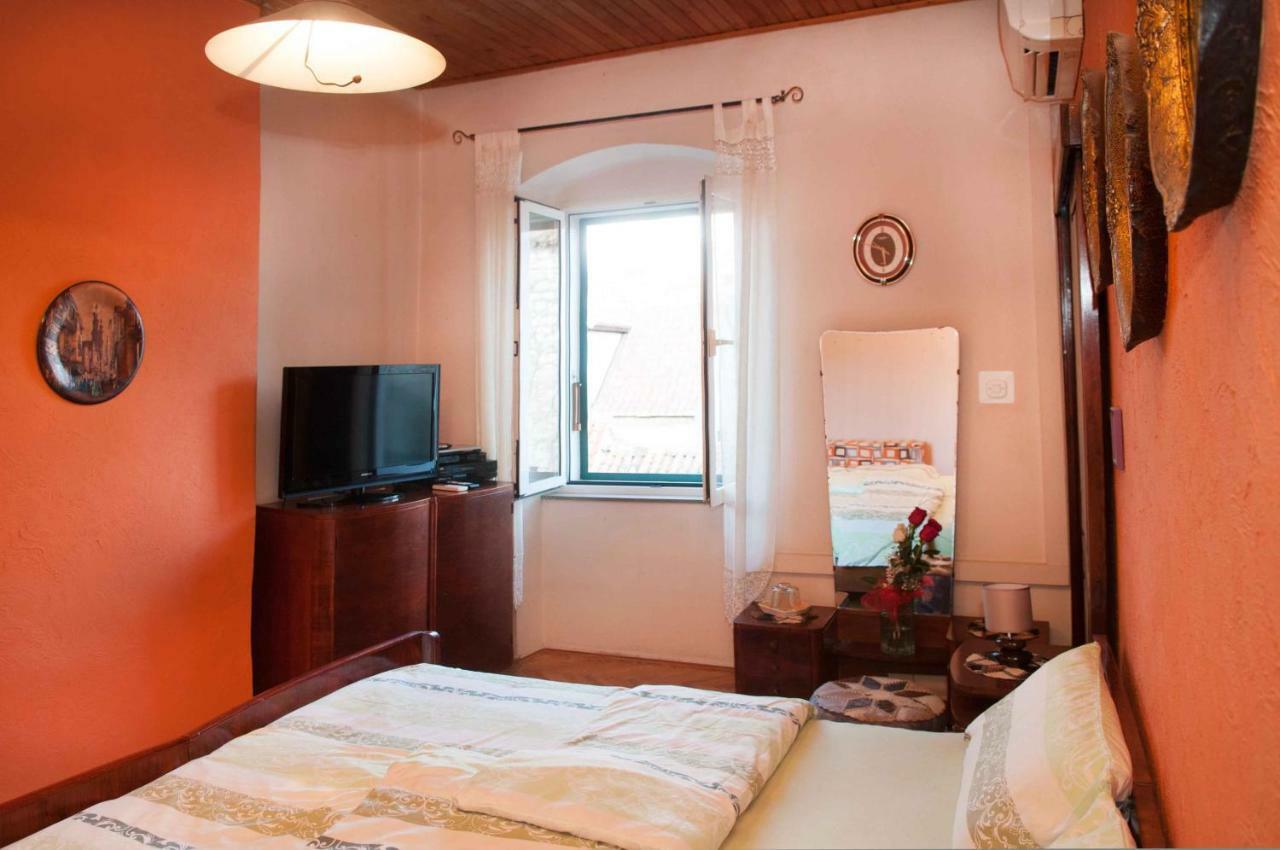 Buga And Tuga Guest house 3*
