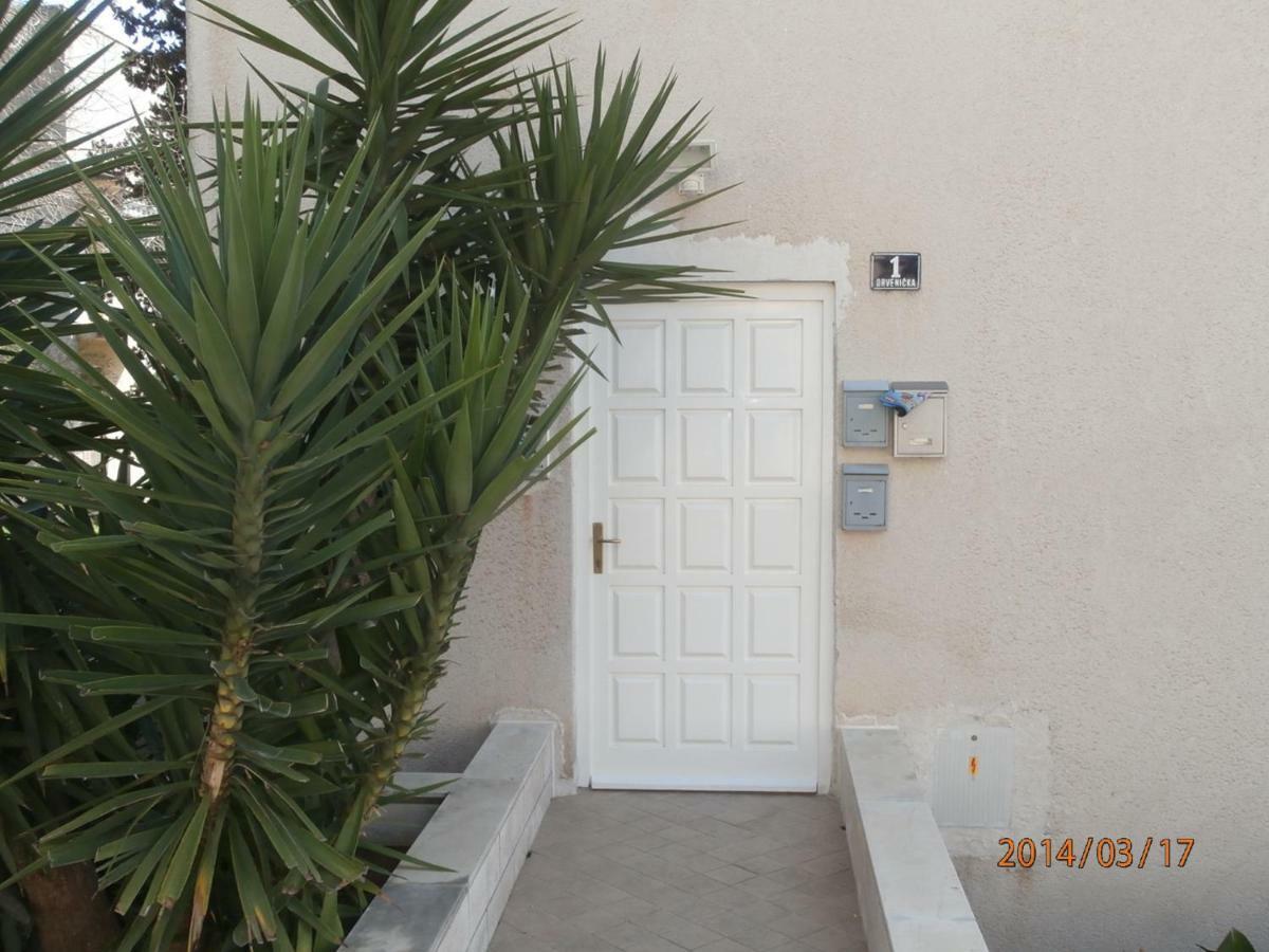 Apartment Studio Mia-beach In *