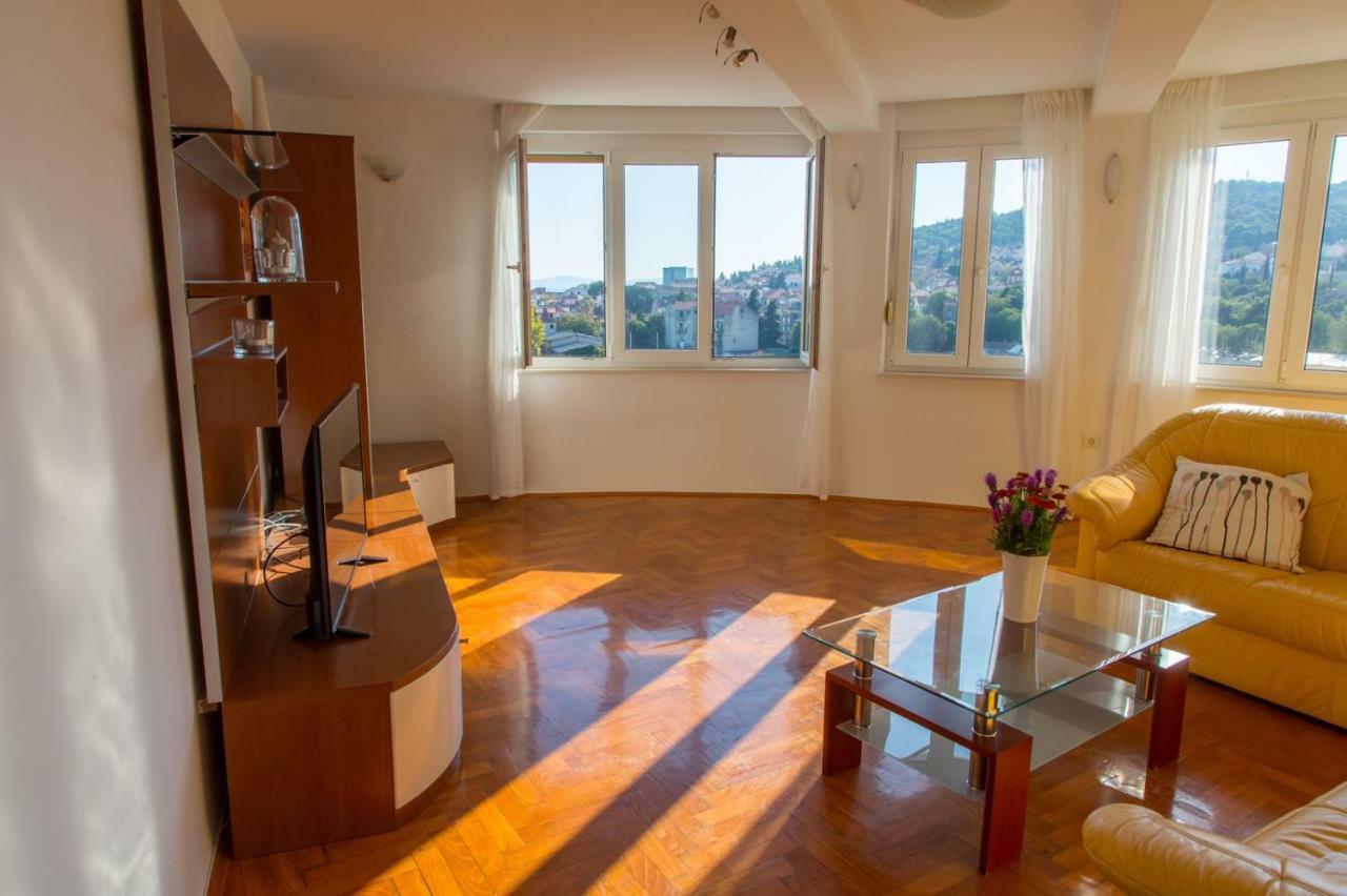 Spacious In City Center Appartement