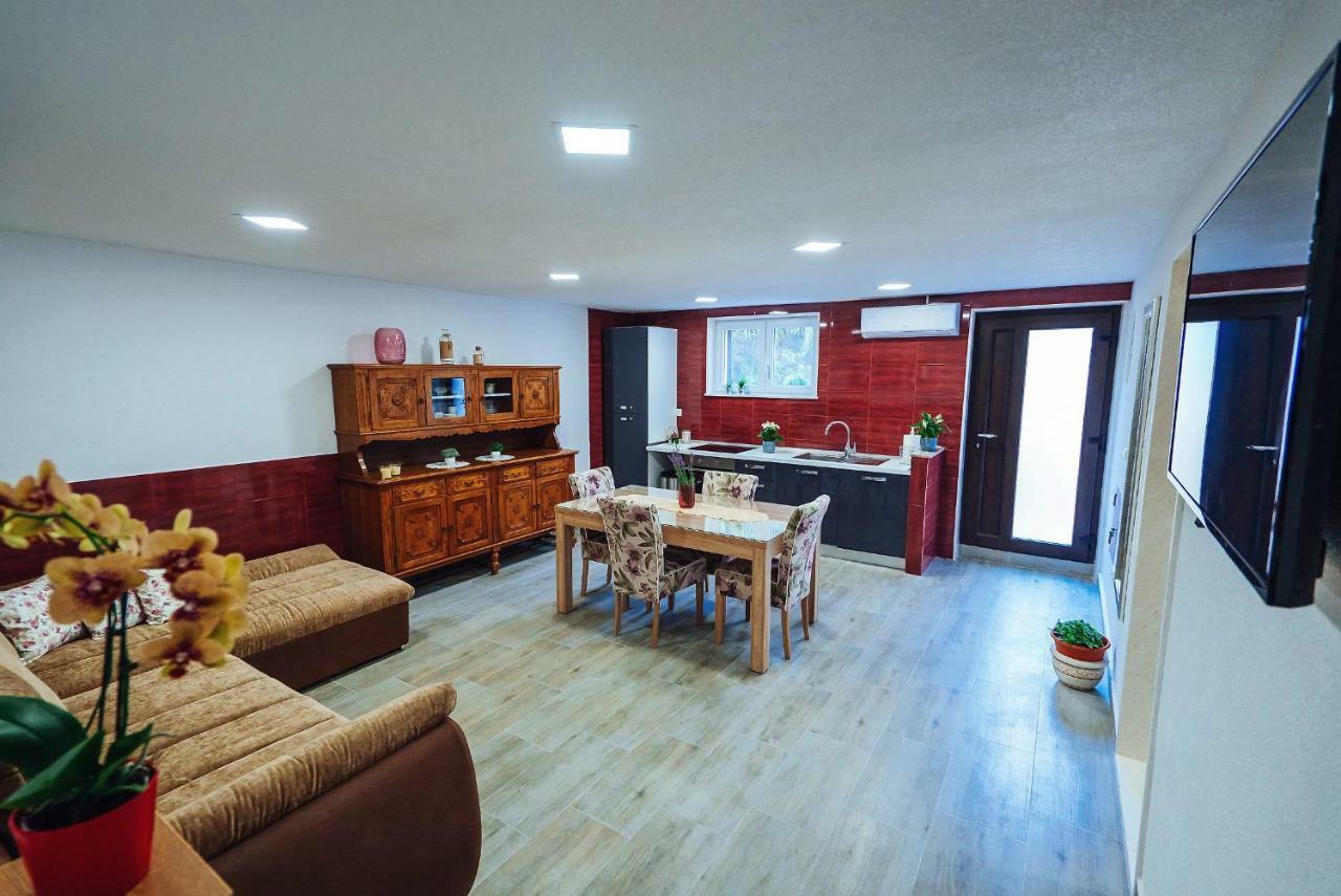 Apartman Kristina *