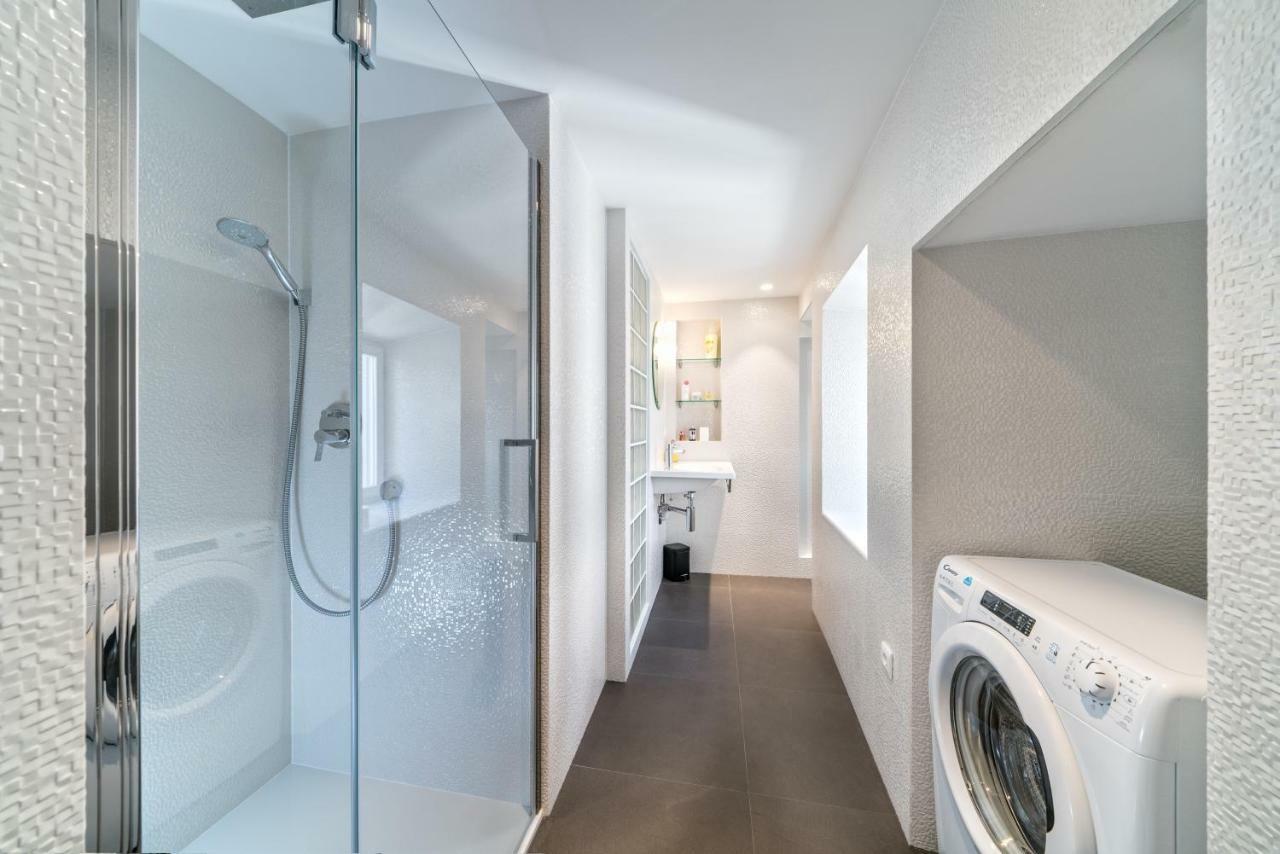 Feel Like An Emperor Apartman *