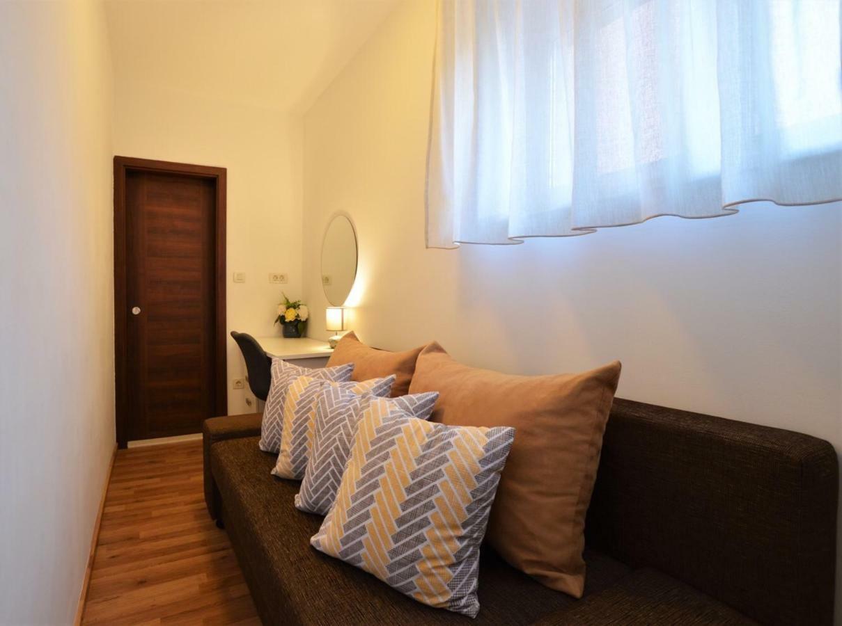 Kolombo Lux Apartment *