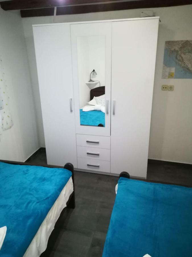Apartment Maroza