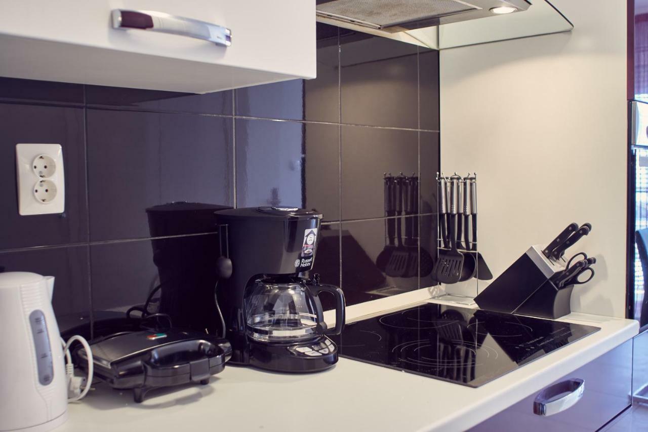 Appartement Luxe Comfort Melesio In Centre
