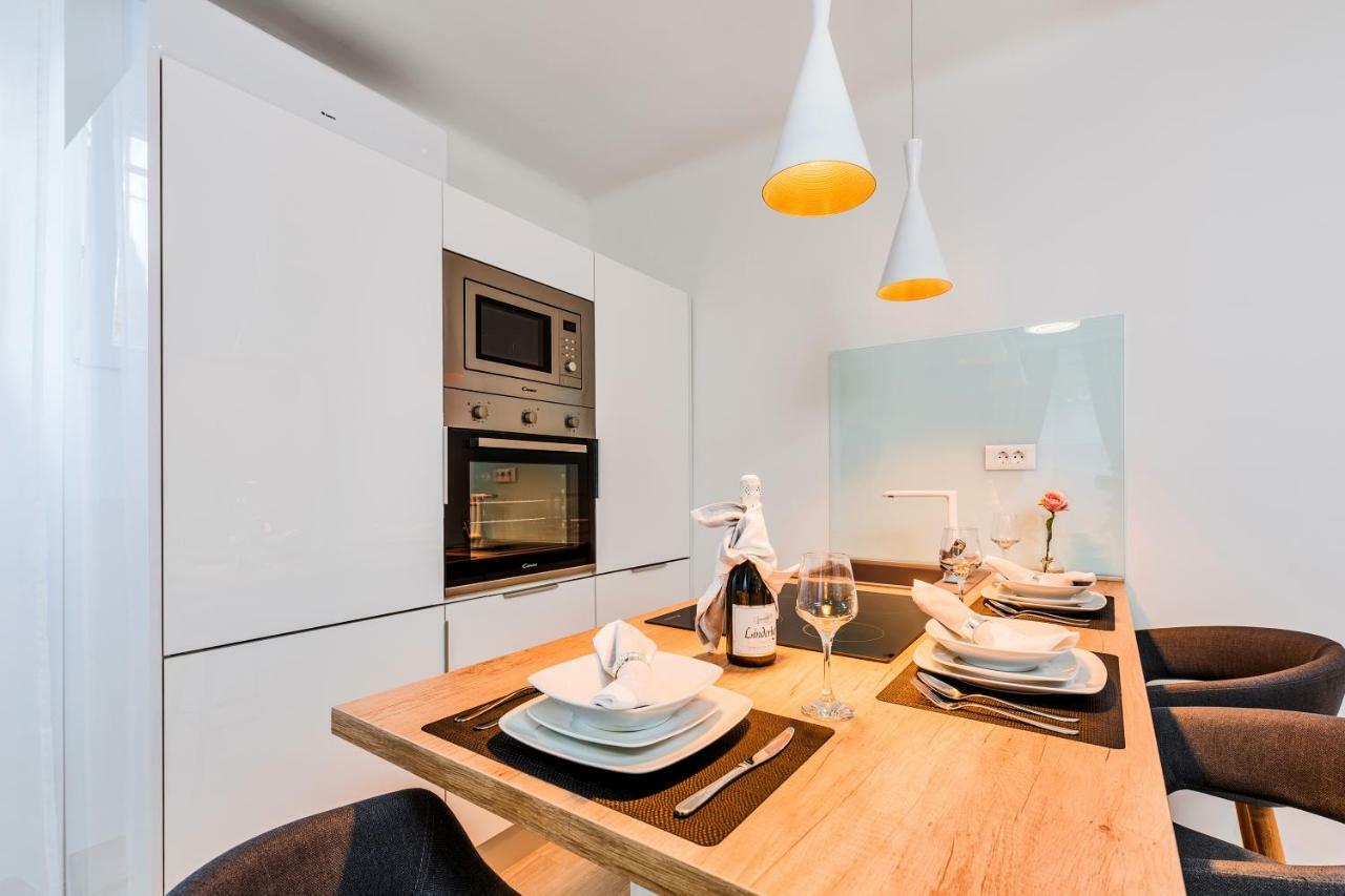 And Viktoria Guest house Split