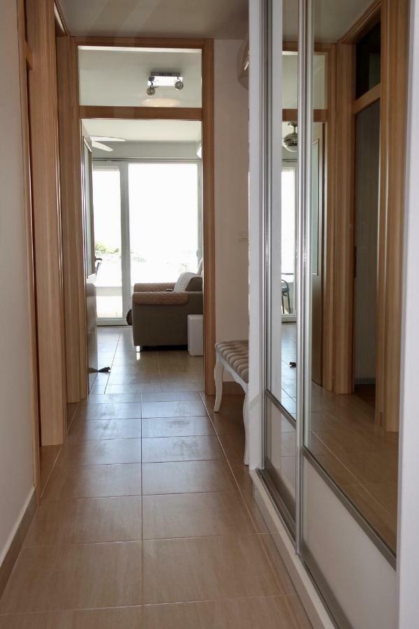 As's Apartment