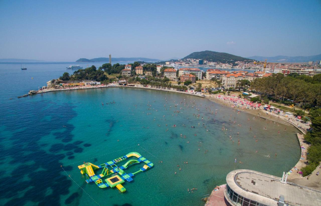 Nina , Bacvice Split