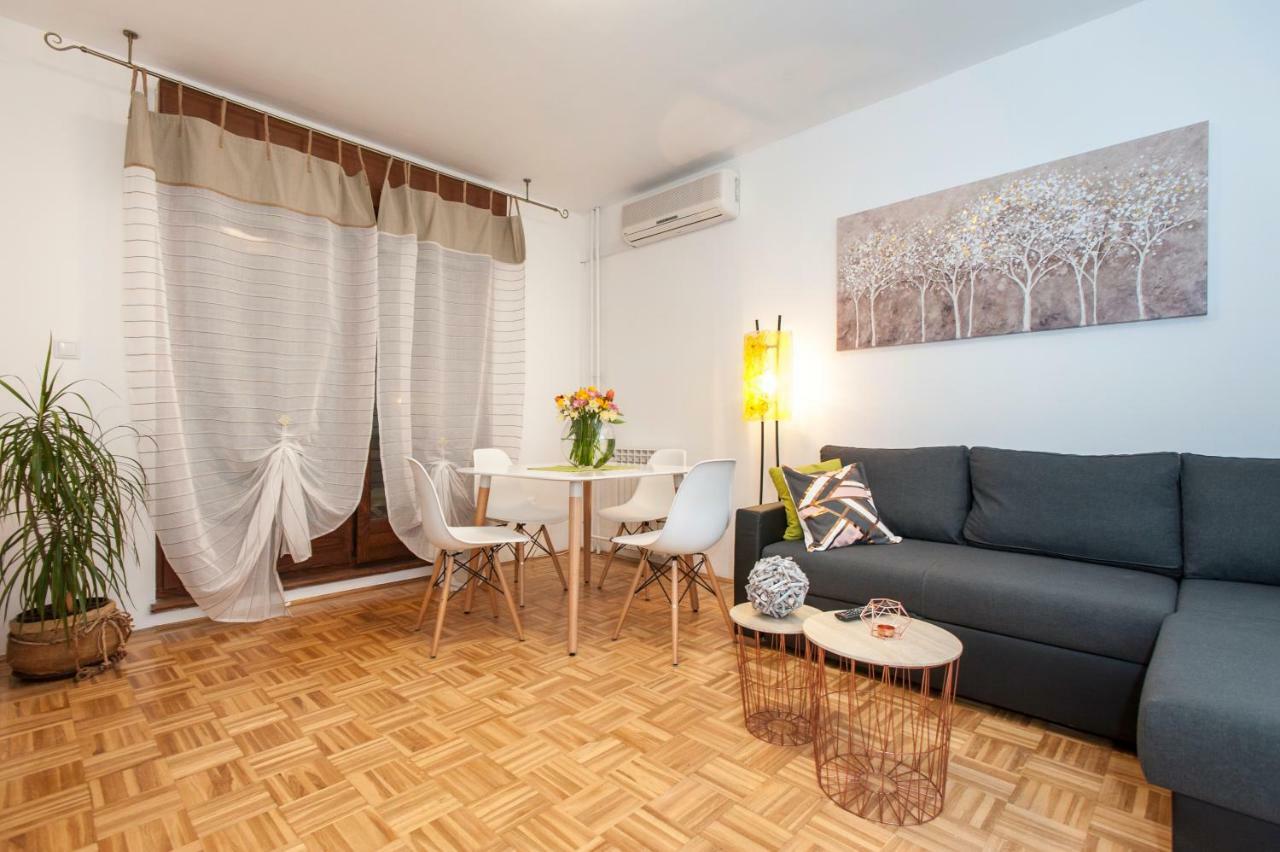Iva Apartman *
