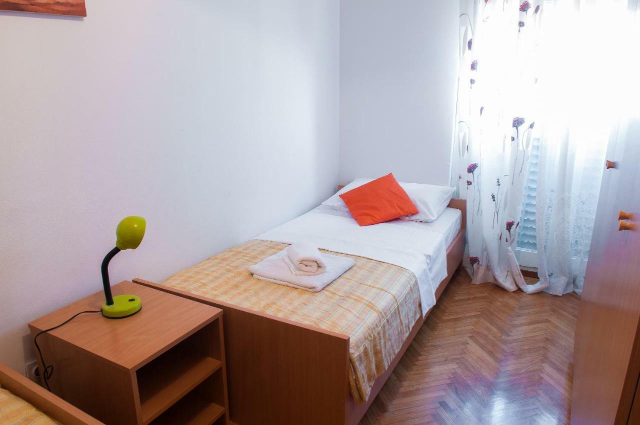 Mira Apartman