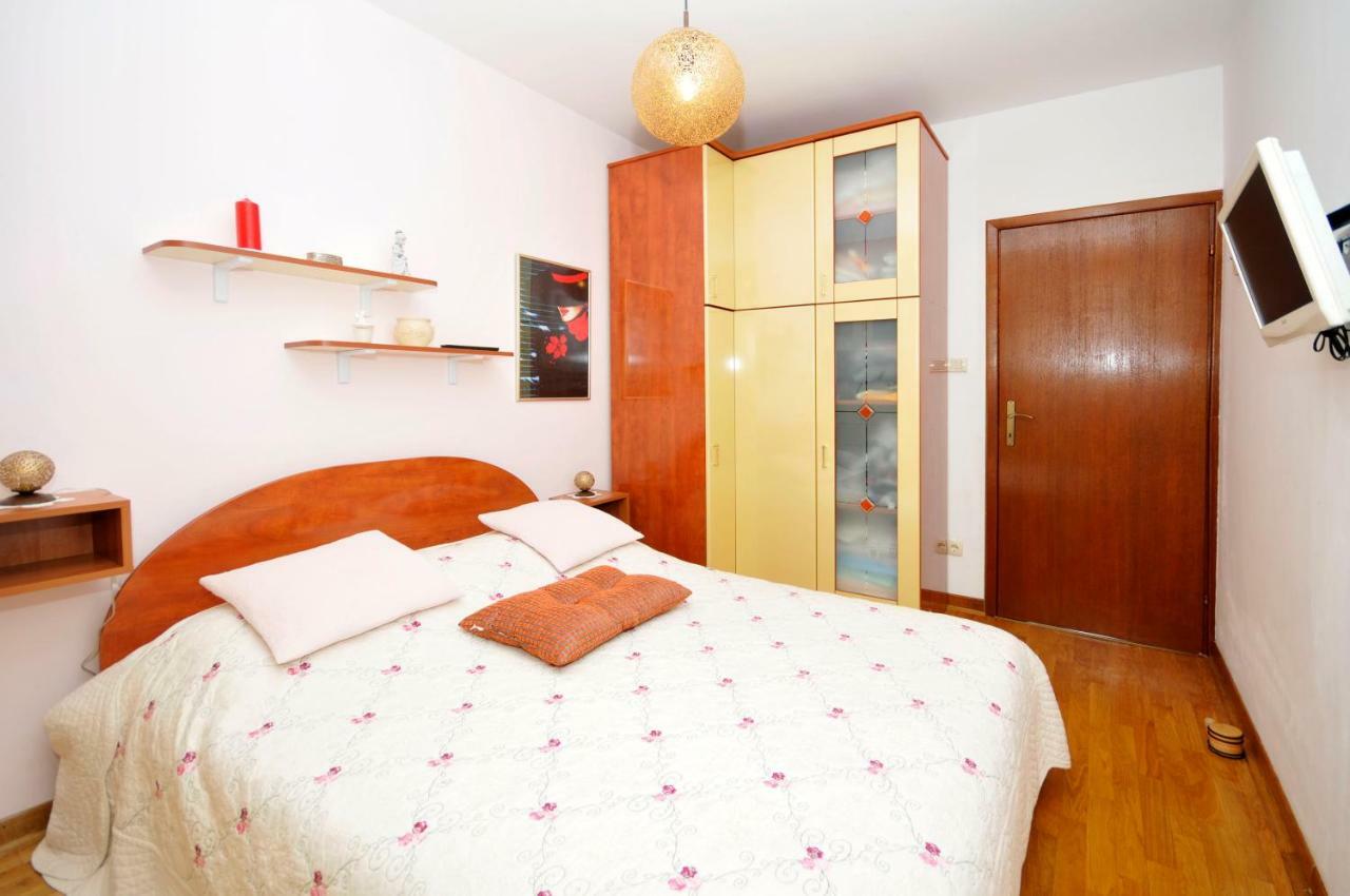 Poetry Apartment