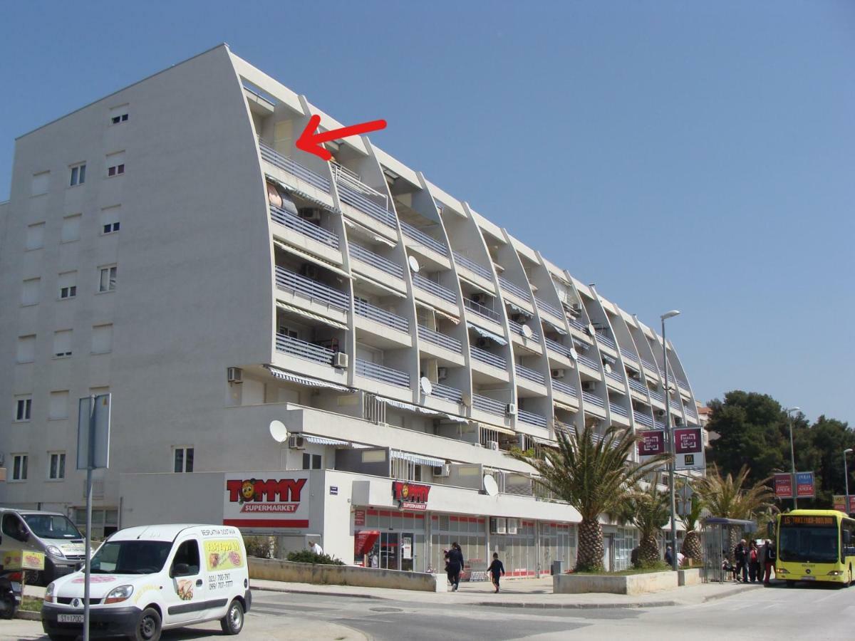 On The Beach, 2 Floors & Wide Terrace Apartment *