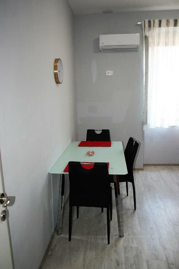 Pavelin Apartment Split