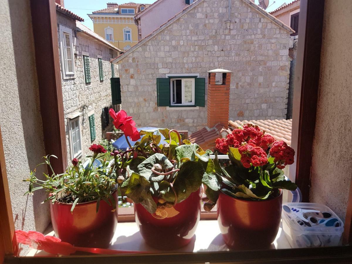 Apartments And Rooms Villa Lina Apartment *