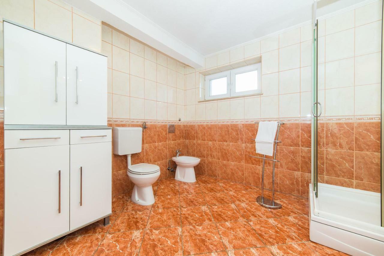 Mirjana Apartamento