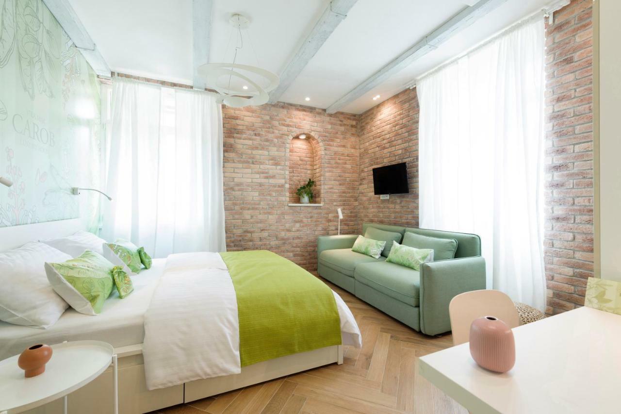 Mak Luxury Split