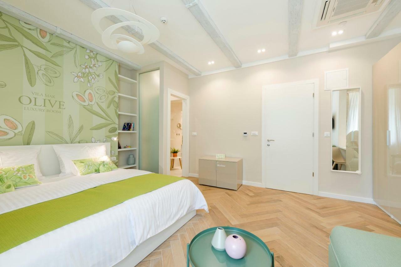 Mak Luxury Split