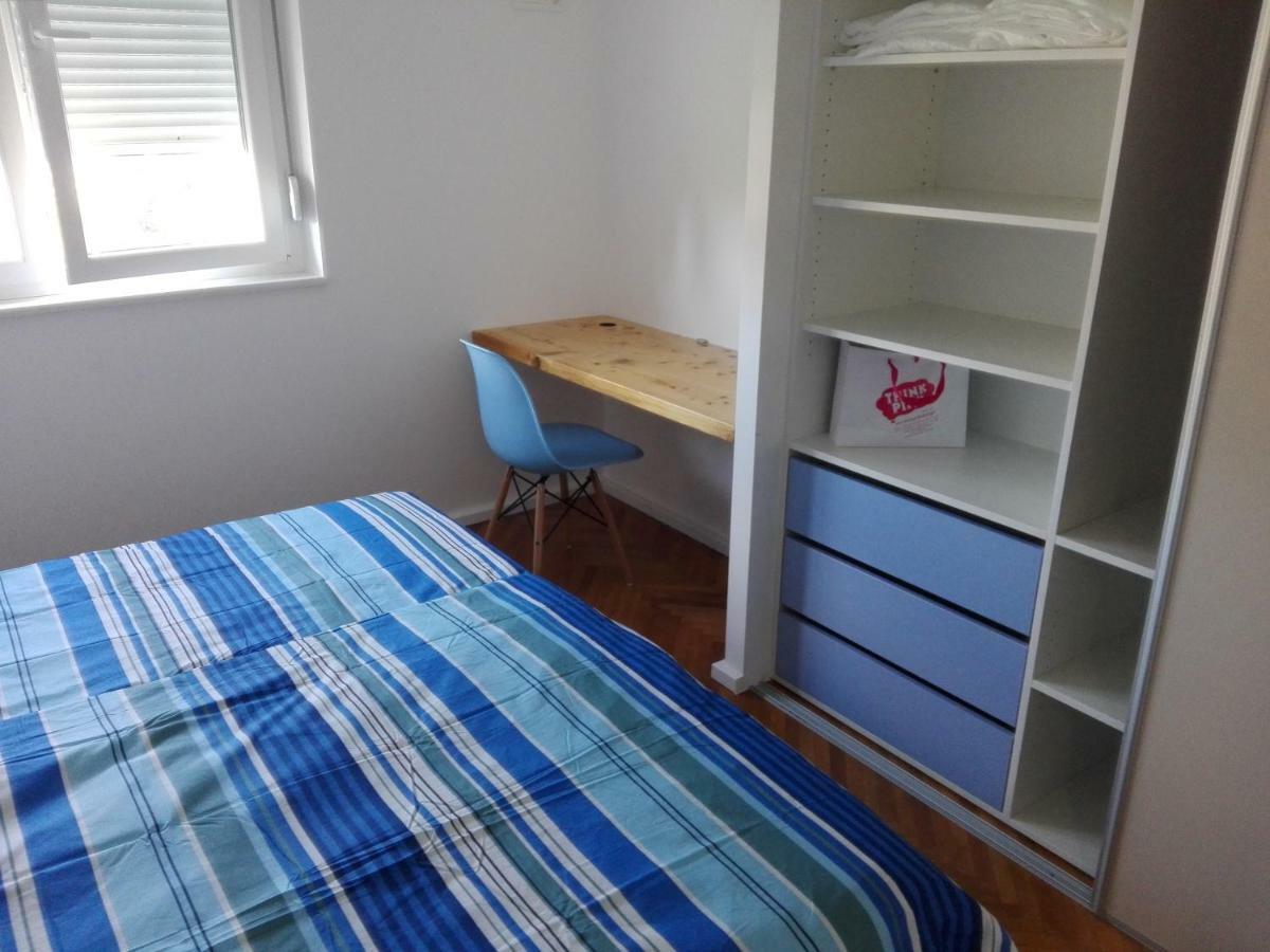 Apartment Sareni *