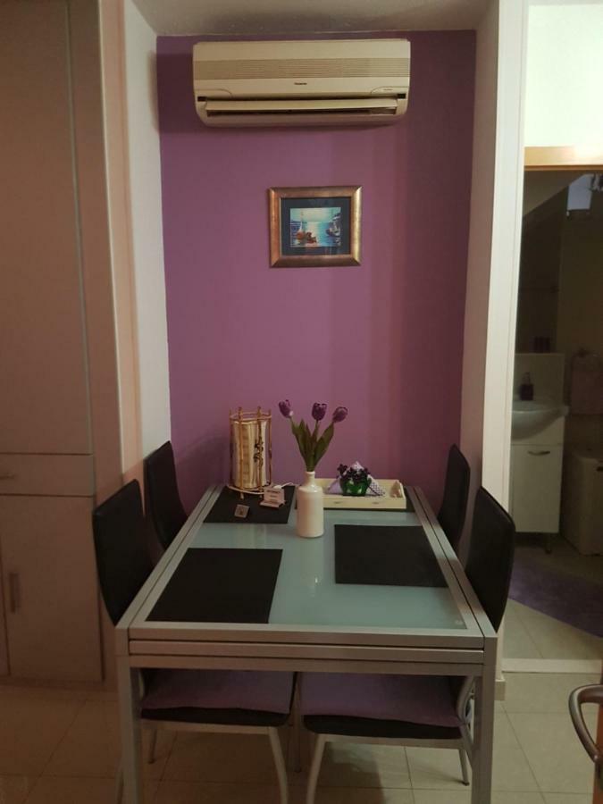 Apartments And Rooms Villa Lina Apartment