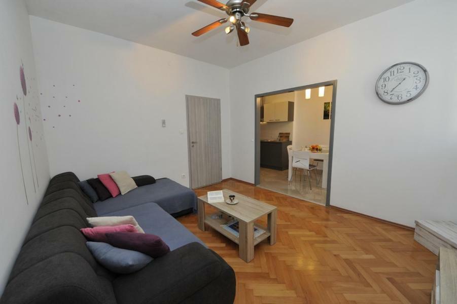 Apartman Mirakul *