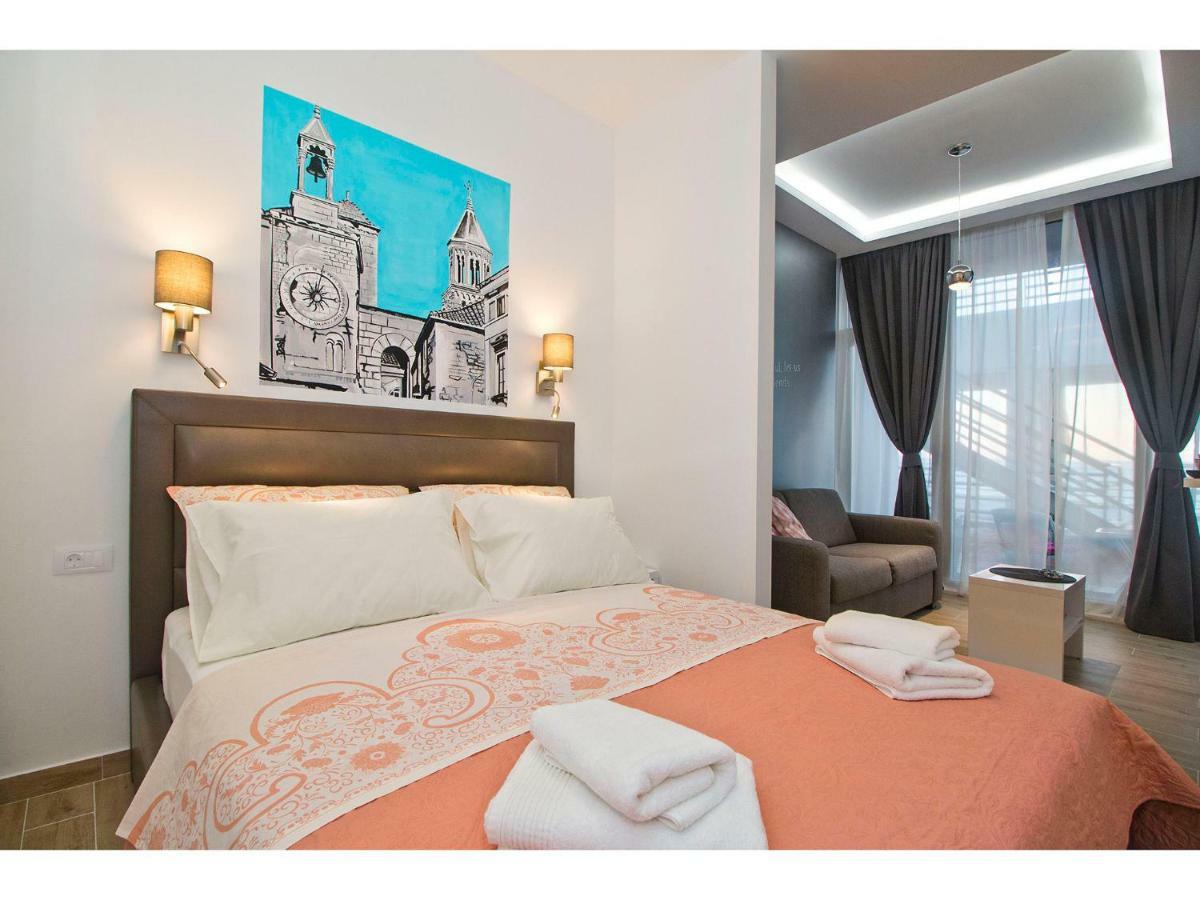 Apartman Idro Directly At The
