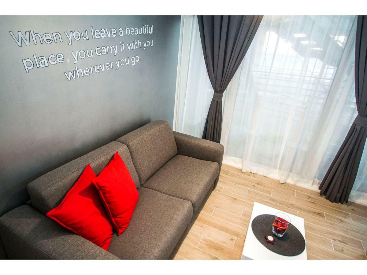 Idro Directly At The Apartman *
