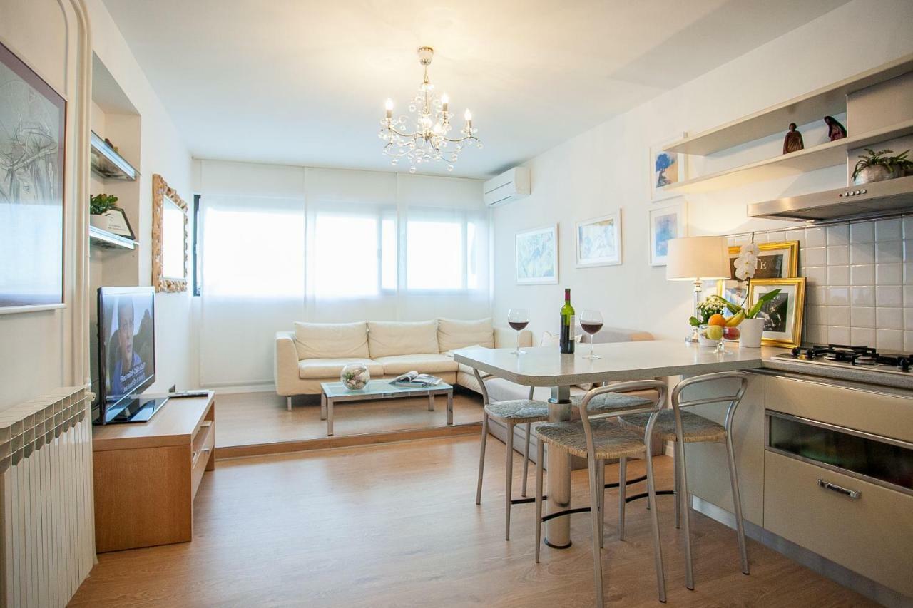 Laura Apartment