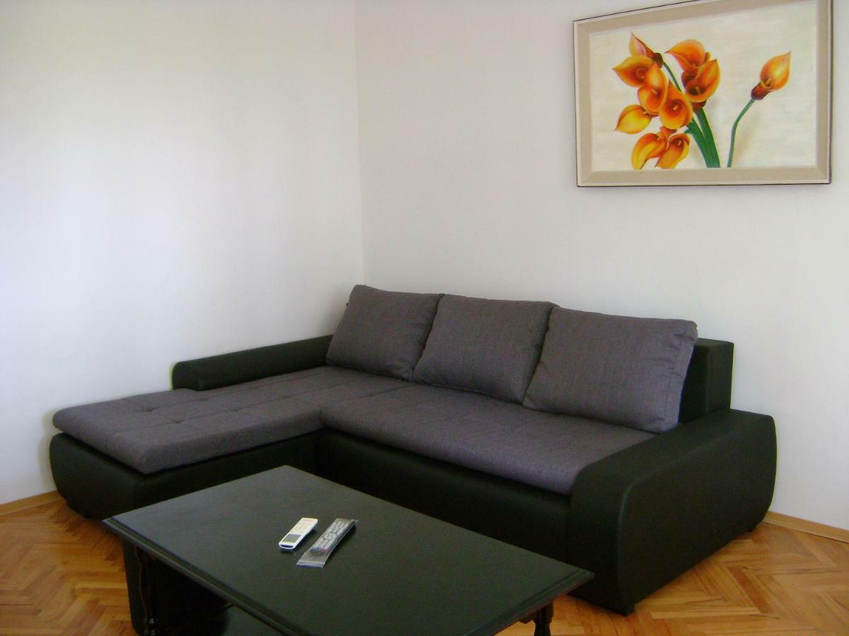Veronica Apartment *