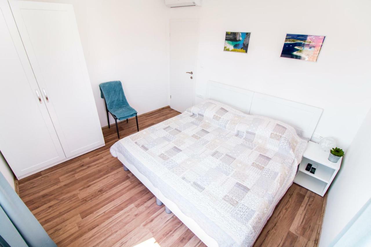 Apartment Nella *