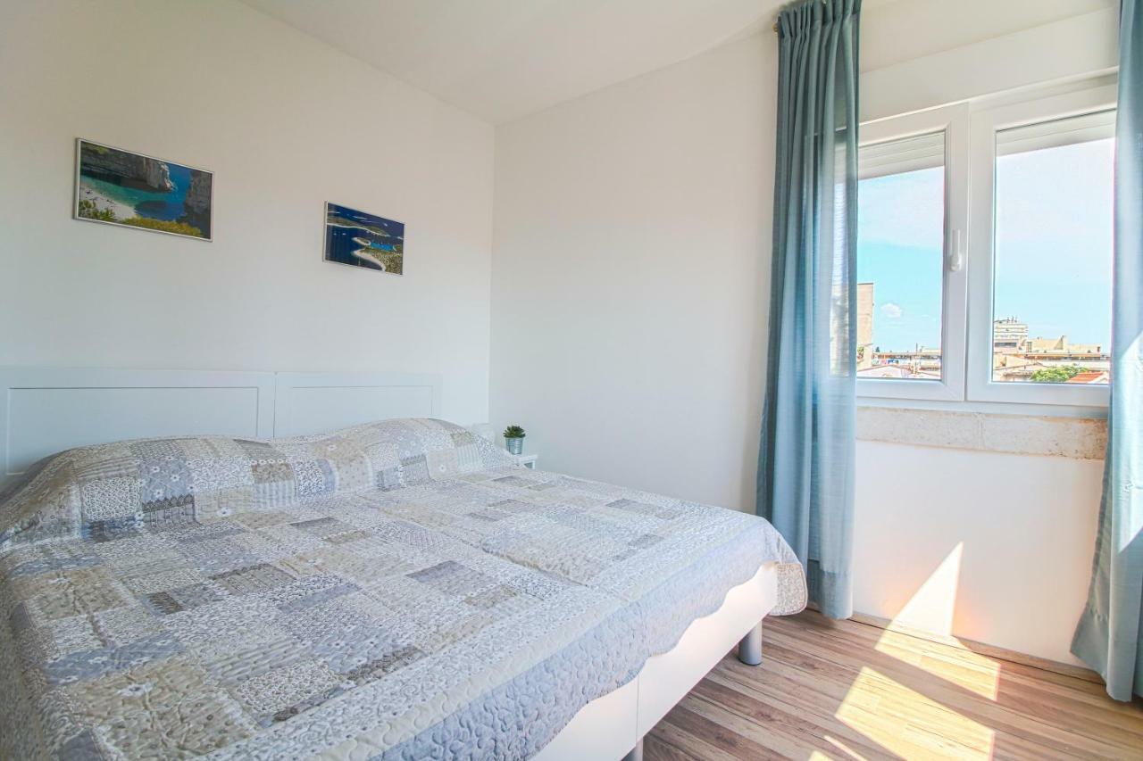 Nella Apartment Split