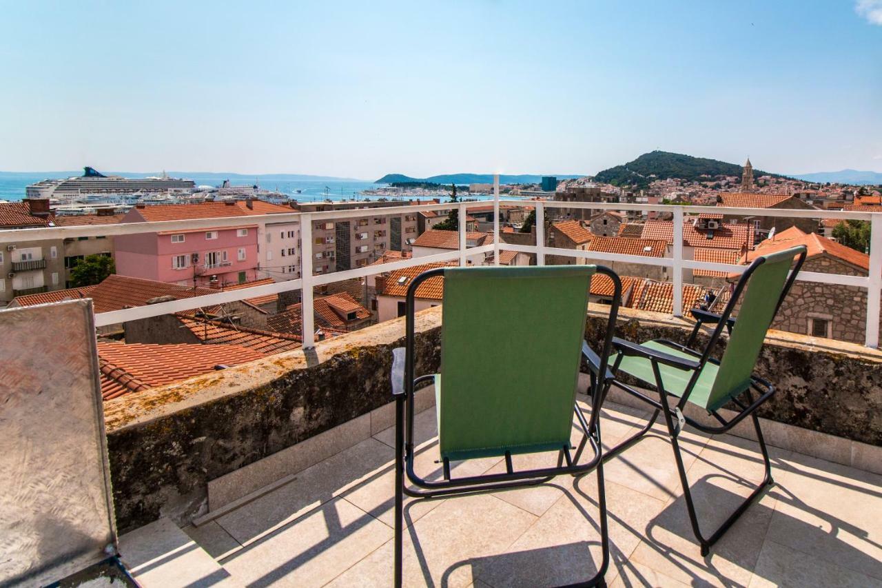 Nella Apartment Split