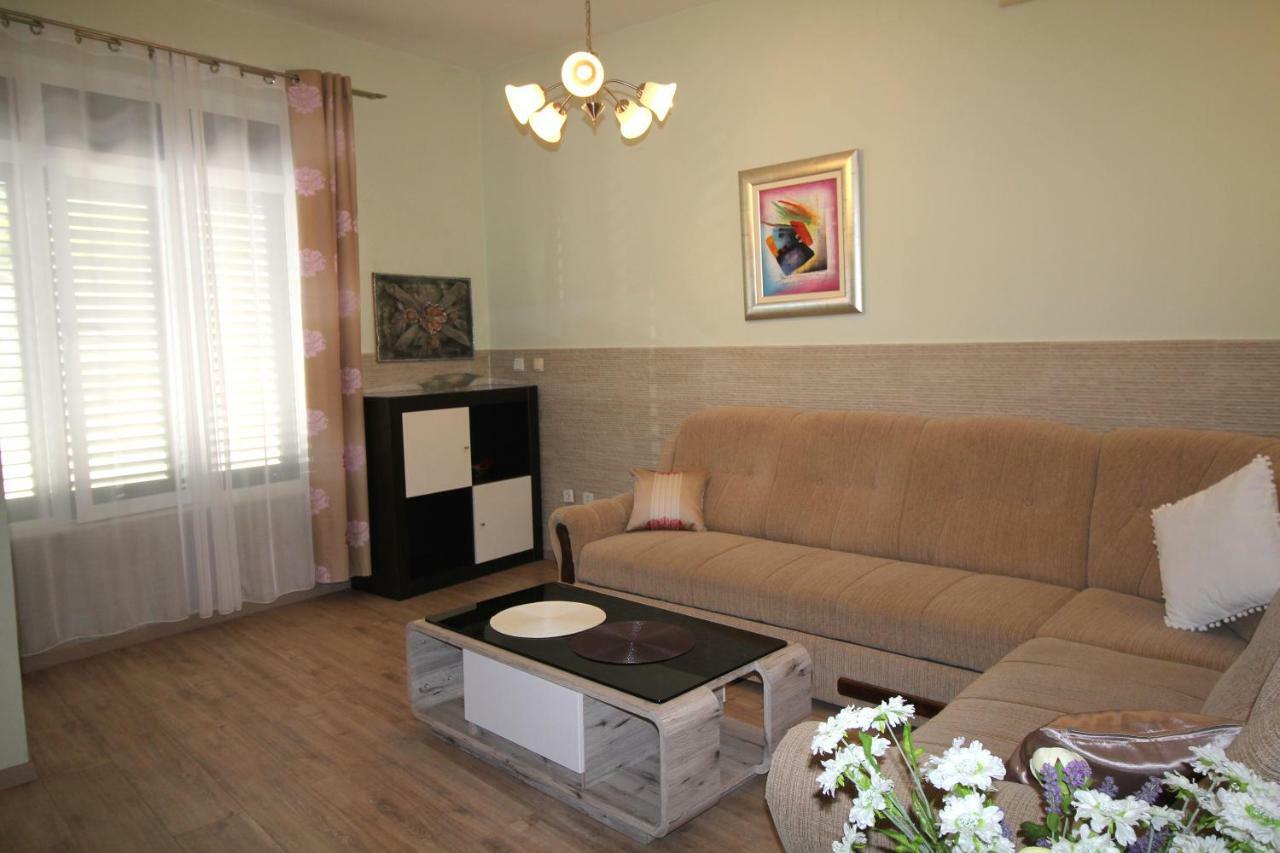 Apartamento J&i Split