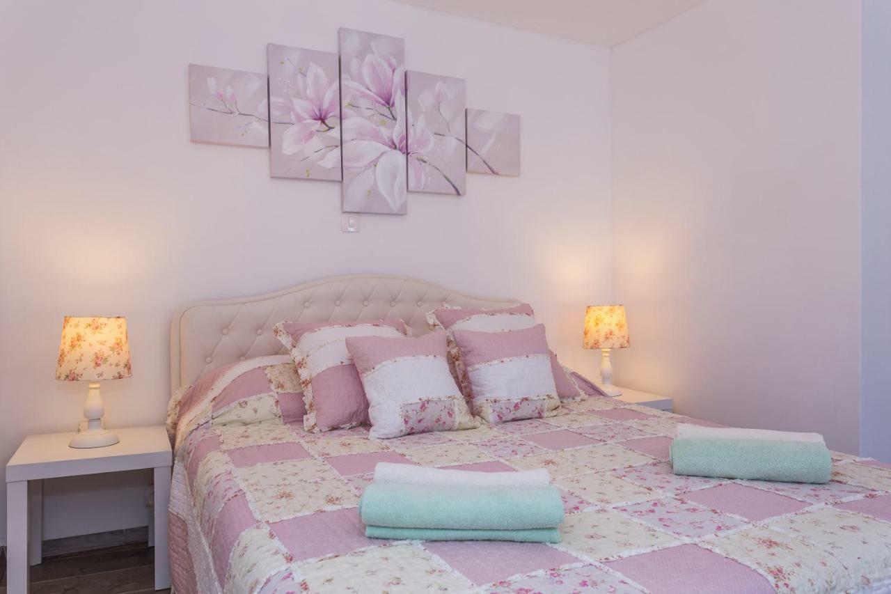 Slavka Apartment