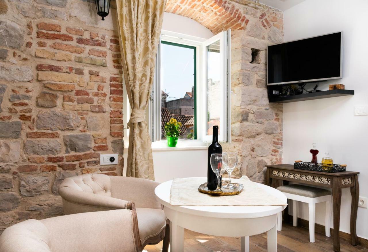Apartman In Diocletian Palace Split