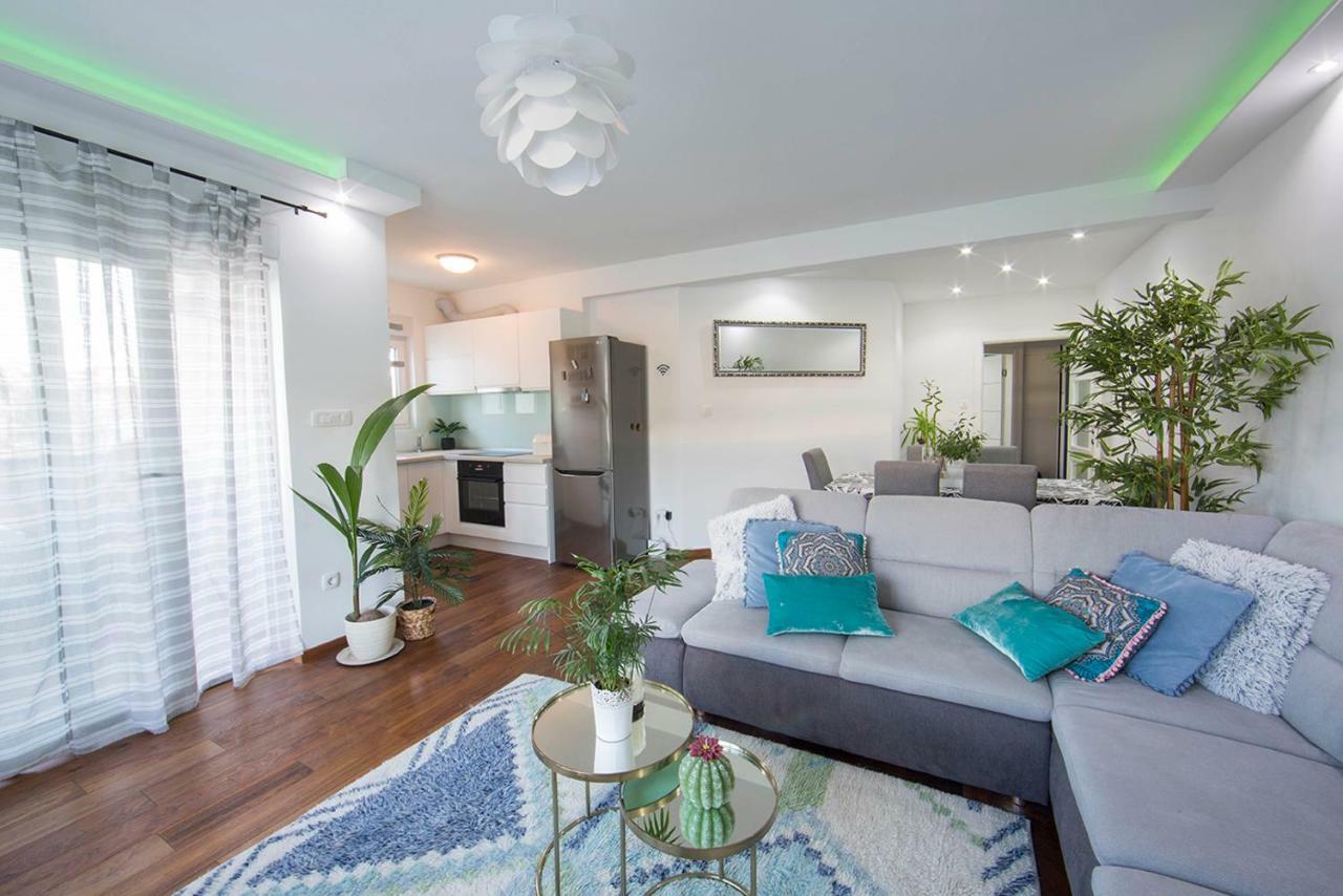 Apartment Charming Near The Beach Split