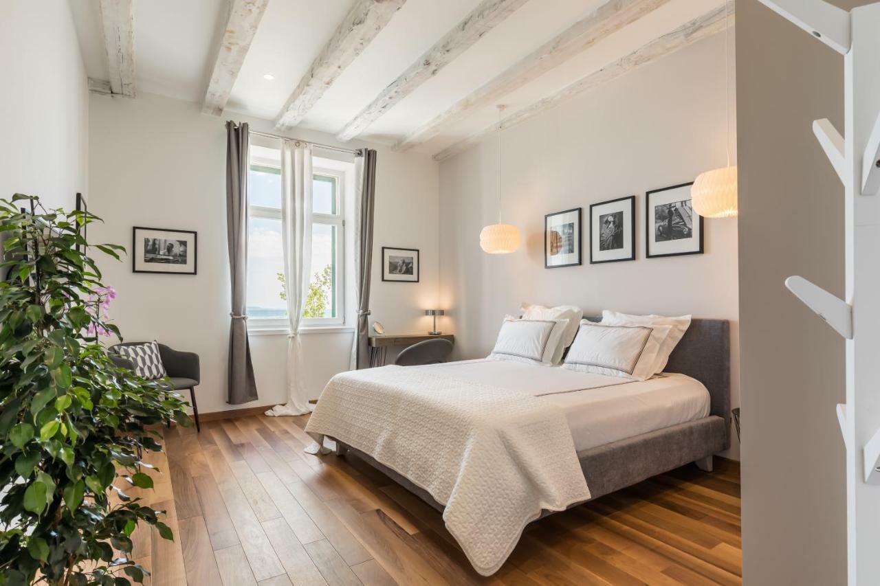 Apartment Adriatik Lux Riva Split
