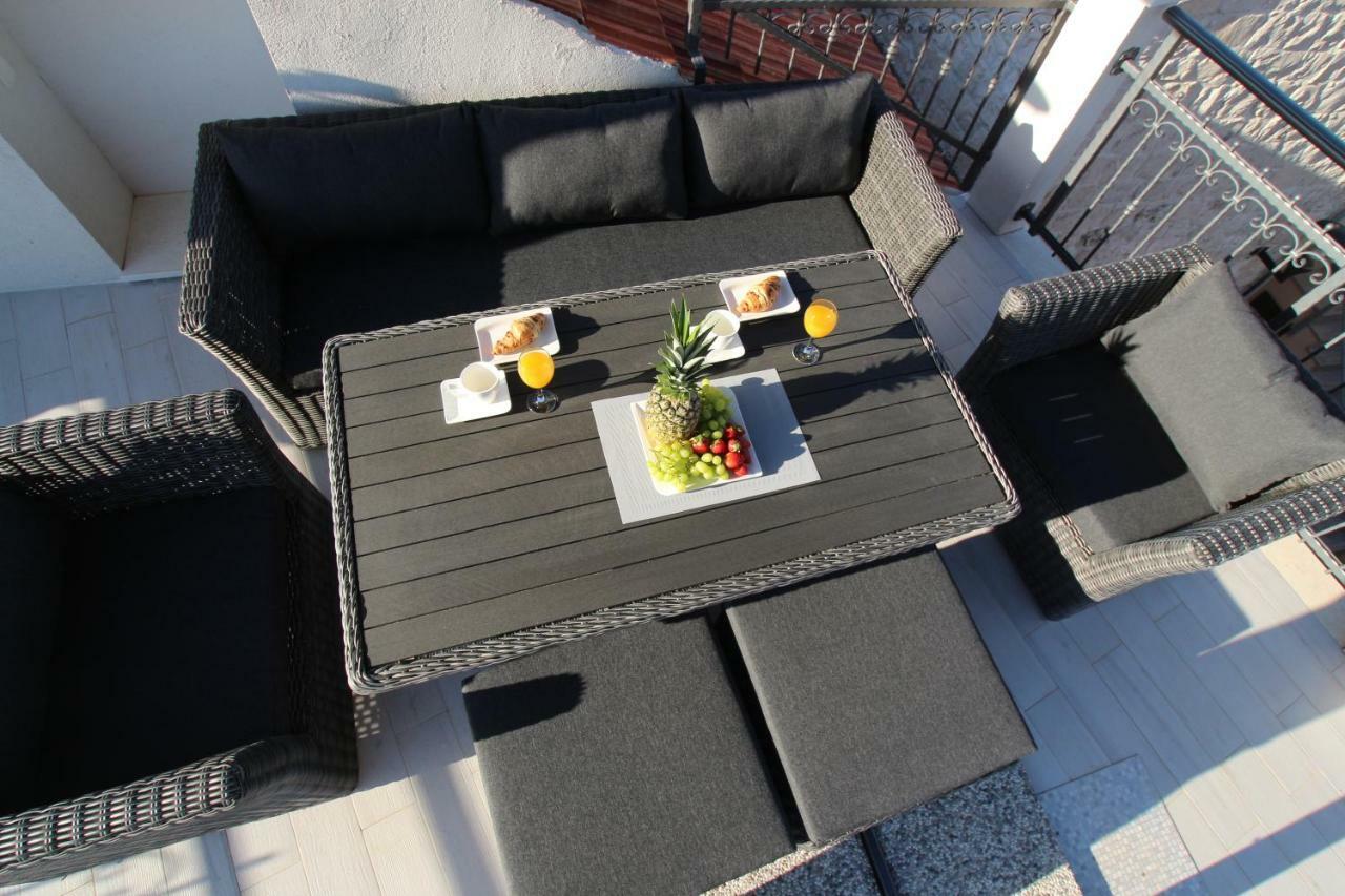 House Rokastone Apartment *