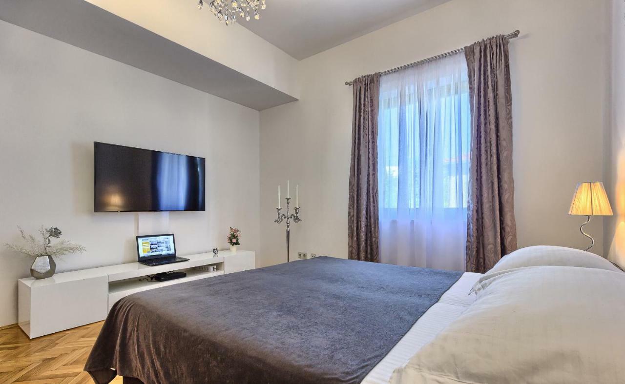 Apartment Prestige Lux *