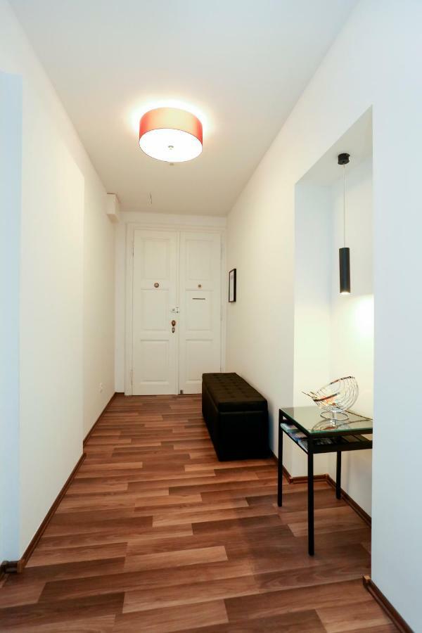 Appartement Marton & Martinis Superior - Spacious One-room - Excellent Location Within Walking Distance Of Diocletian's Palace And Bacvice - The Restaurants Within Walking Distance - Buralux *